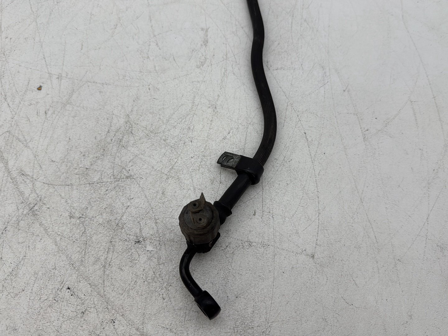 2000 Harley Dyna FXDWG Wide Glide OEM Rear Brake Hose Line Pipe