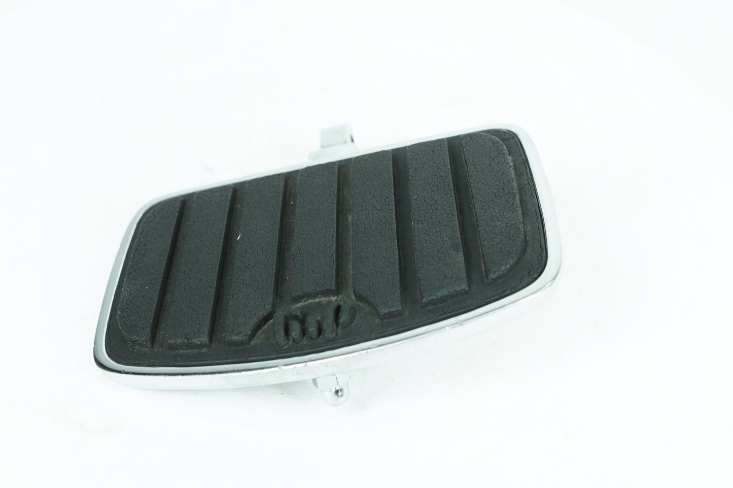 1999 - 2006 Harley-Davidson Softail Fat Boy 1 Passenger Floorboard Foot Rest 21-330C