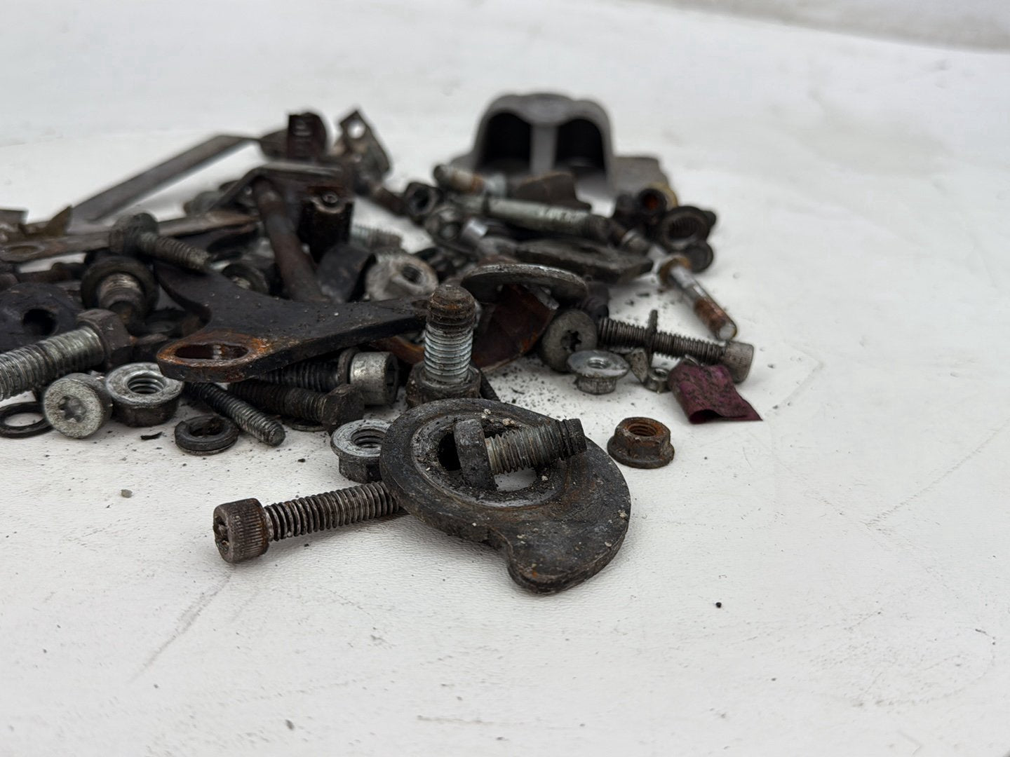2005 Harley Road Glide Touring FLTRI OEM Hardware Bolts Nuts & Brackets
