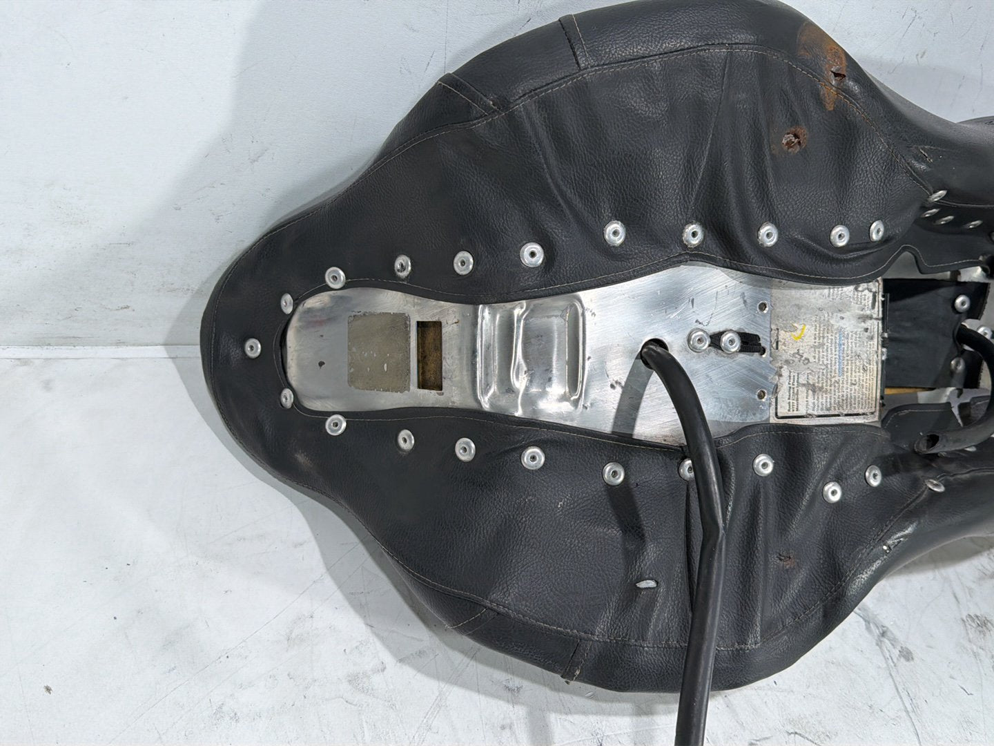 2014 Harley Electra Glide Touring Ultra OEM Passenger Rider Driver Seat Saddle