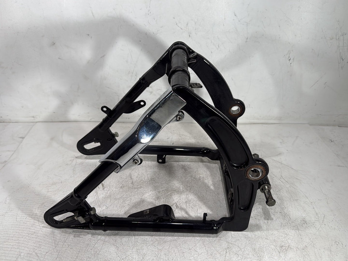 2003 Harley Softail Deuce FXSTD OEM Rear Fork Swingarm Swing Arm
