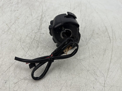 2015 Harley Road Glide Touring FLTRXS OEM Left Turn Signal Headlight Switches Controls