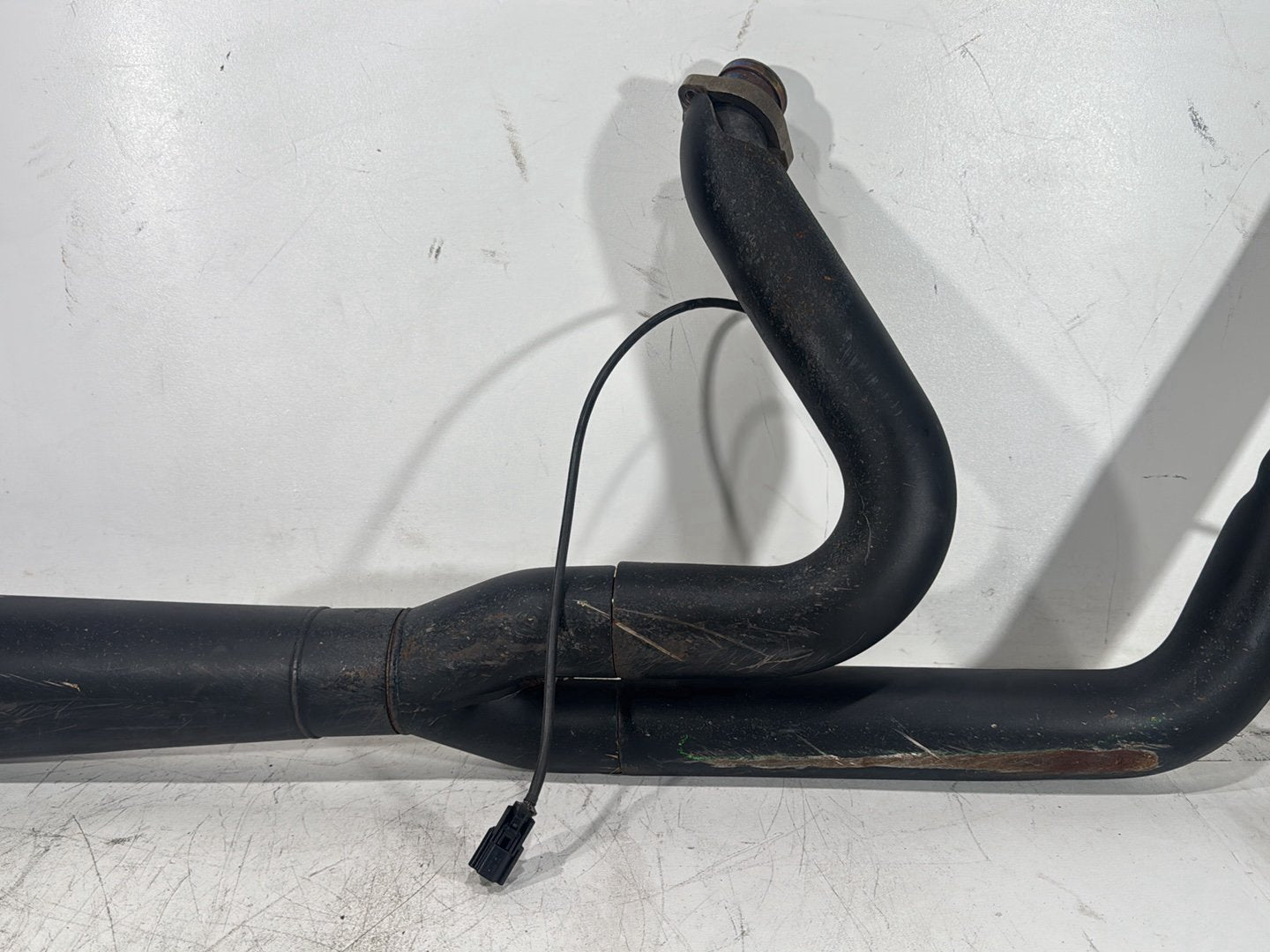 2012 Harley Dyna Fat Bob FXDF 103 OEM Exhaust Header Pipes Muffler Vance & Hines