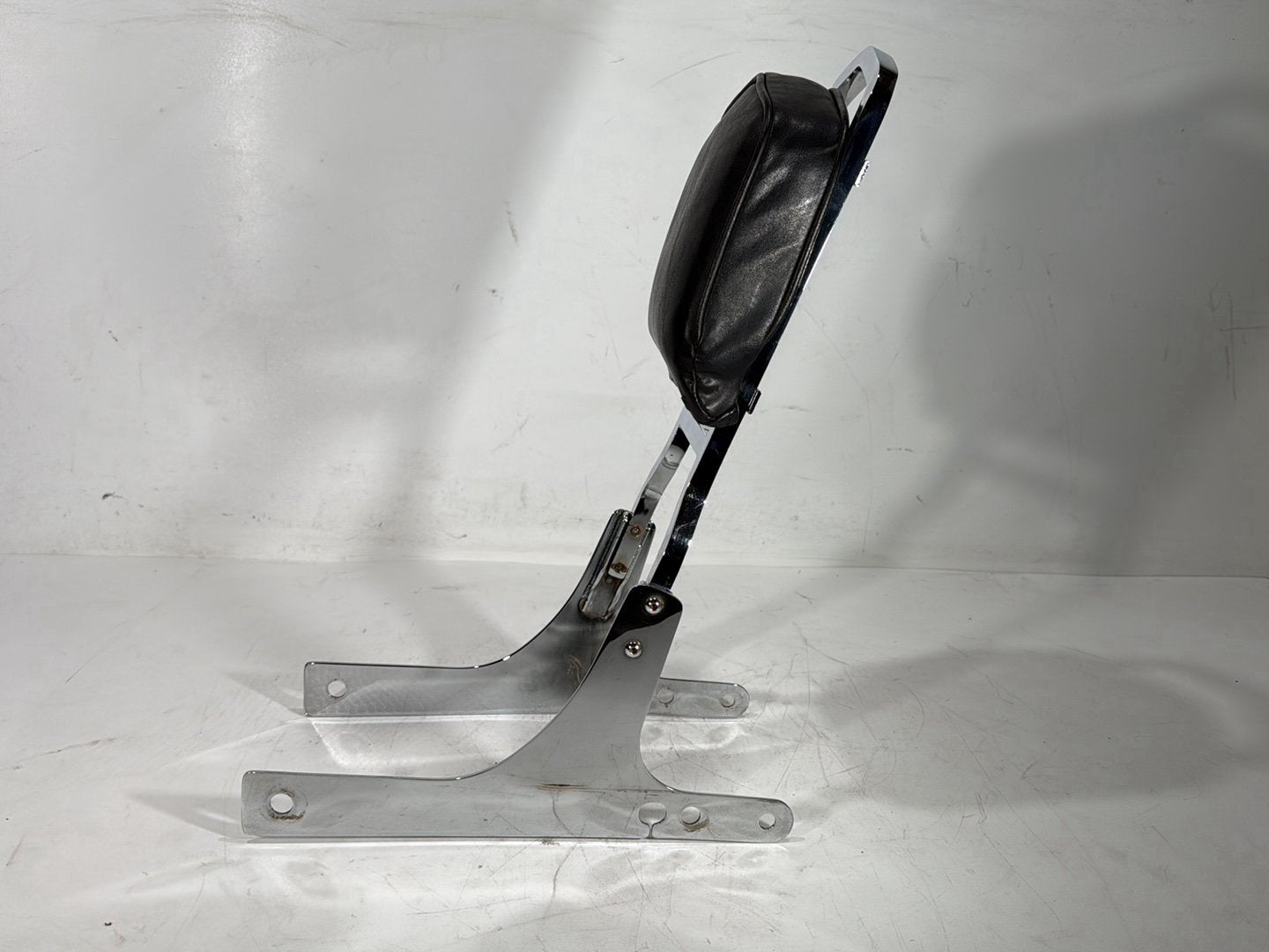 2000 Harley Dyna FXDWG Wide Glide OEM Rear Sissy Bar w/ Backrest Cushion Pad