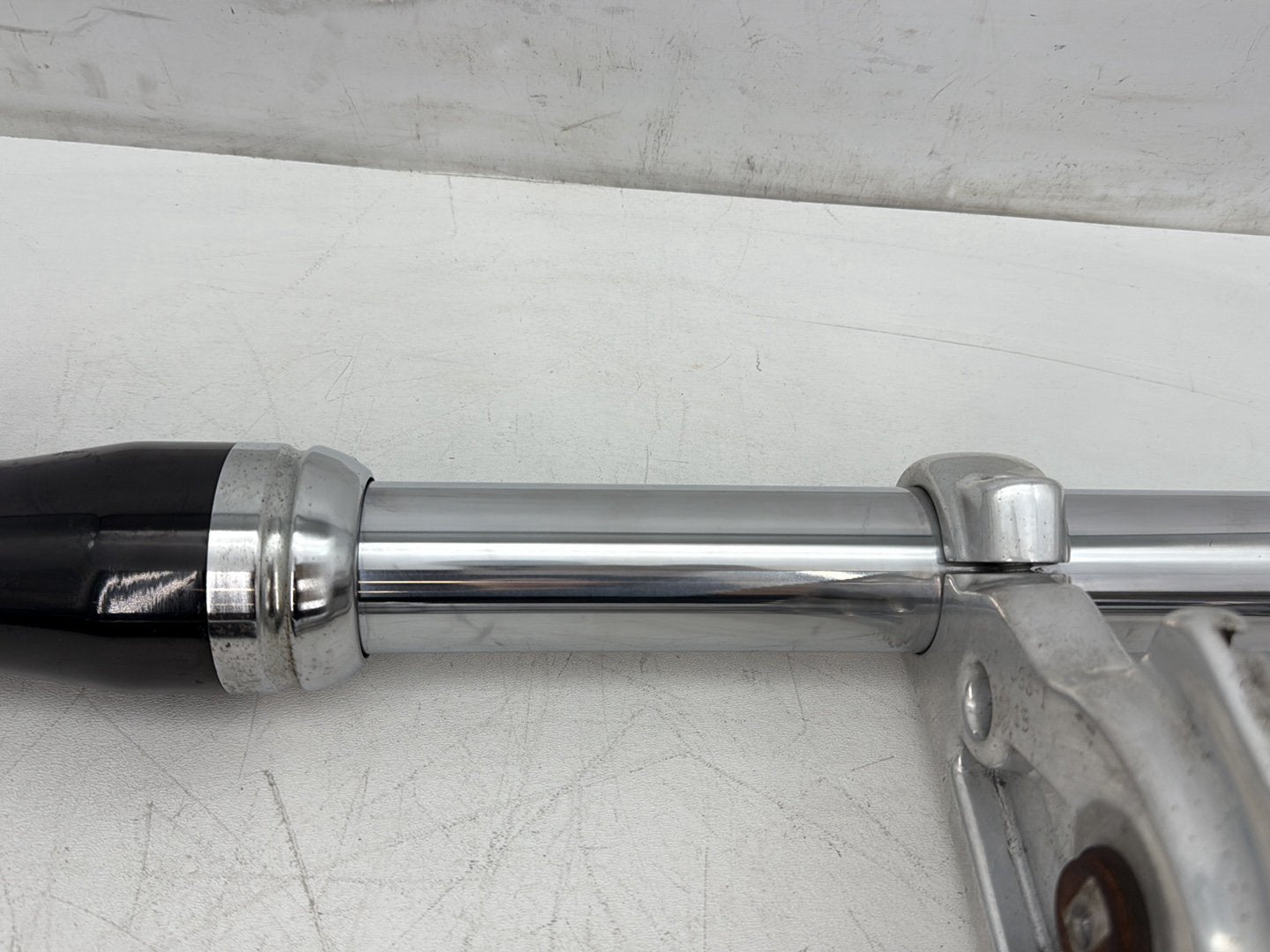 2010 Harley Dyna Fat Bob FXDF OEM Front Triple Tree Set & LH RH Fork Legs Sliders