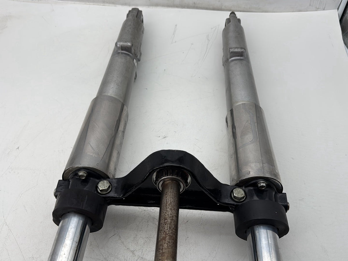 2007 Harley FLHTP Electra Glide Police Front Triple Tree Set & Fork Legs