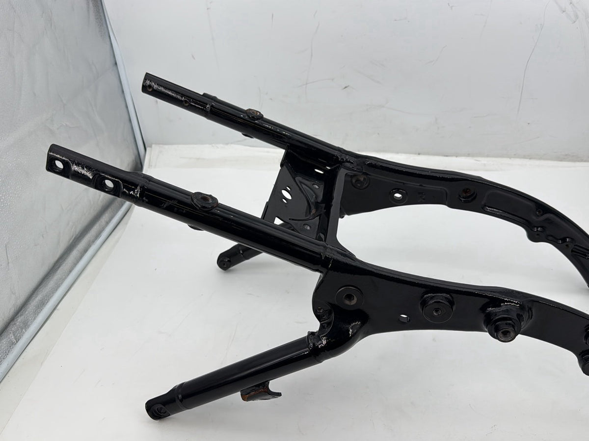 11 Harley Road King Touring Classic OEM Rear Back Sub Frame Rail Bar 48079-09BHP