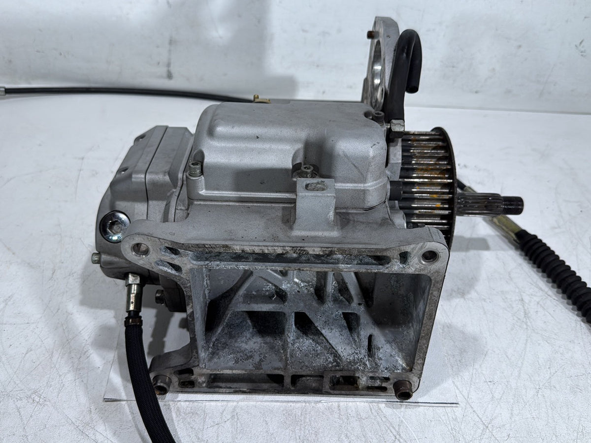 2005 Harley Softail Standard FXST OEM 5 Speed Transmission Gearbox 23K