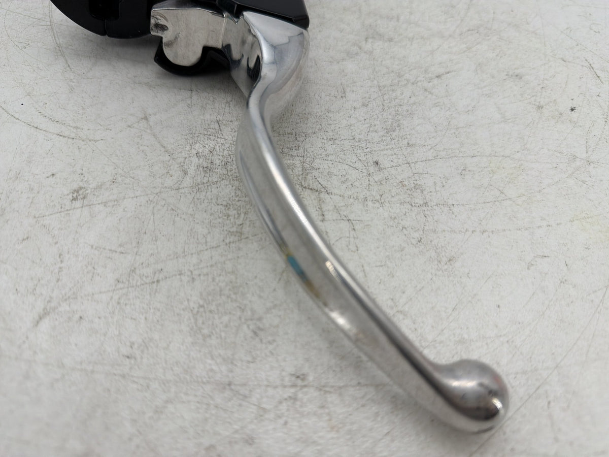 09 Harley Street Glide Touring FLHX OEM Front Right Brake Lever Master Cylinder
