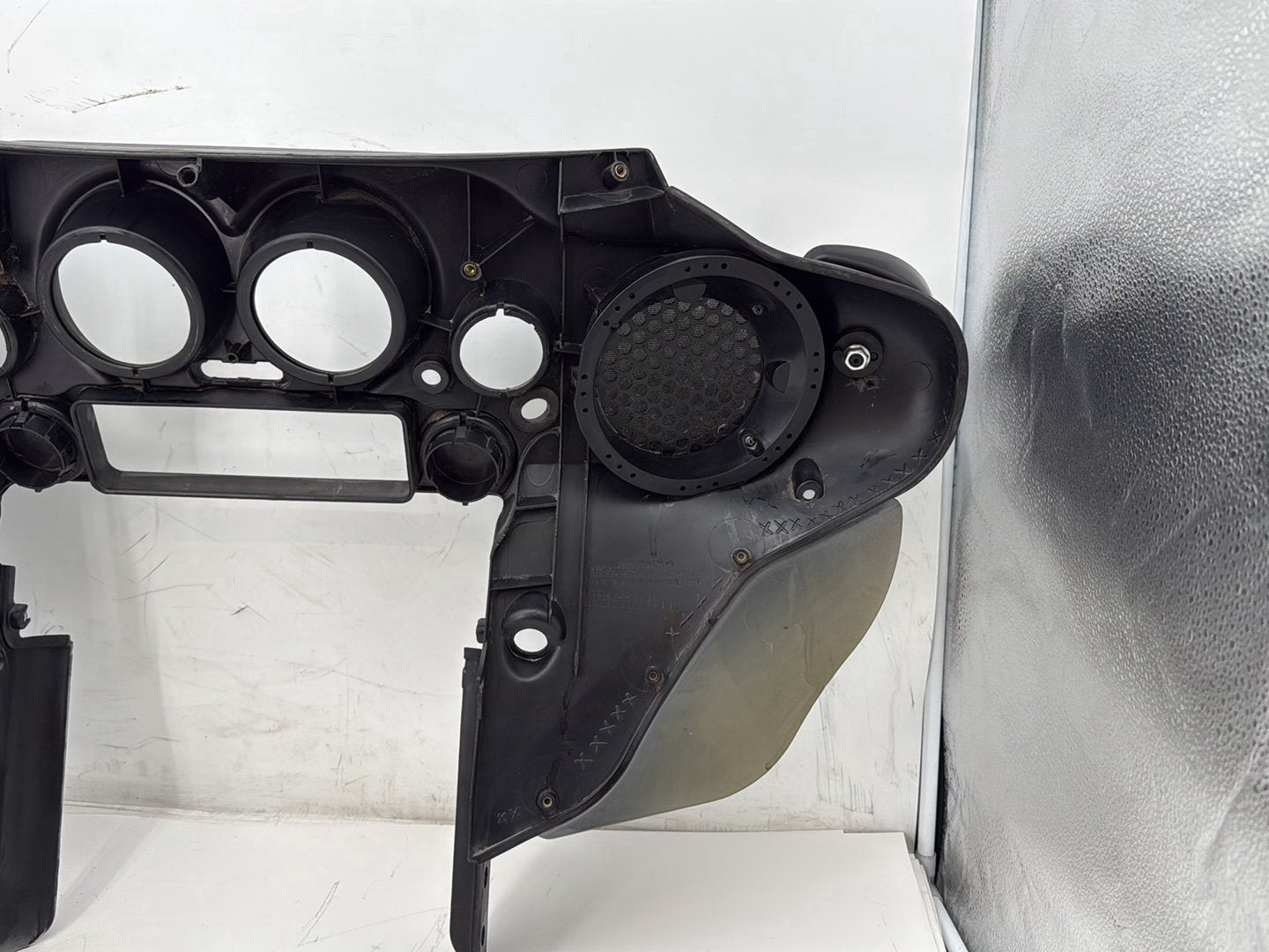 2007 Harley Touring FLHTP Electra Glide Police OEM Front Inner Batwing Fairing Cover