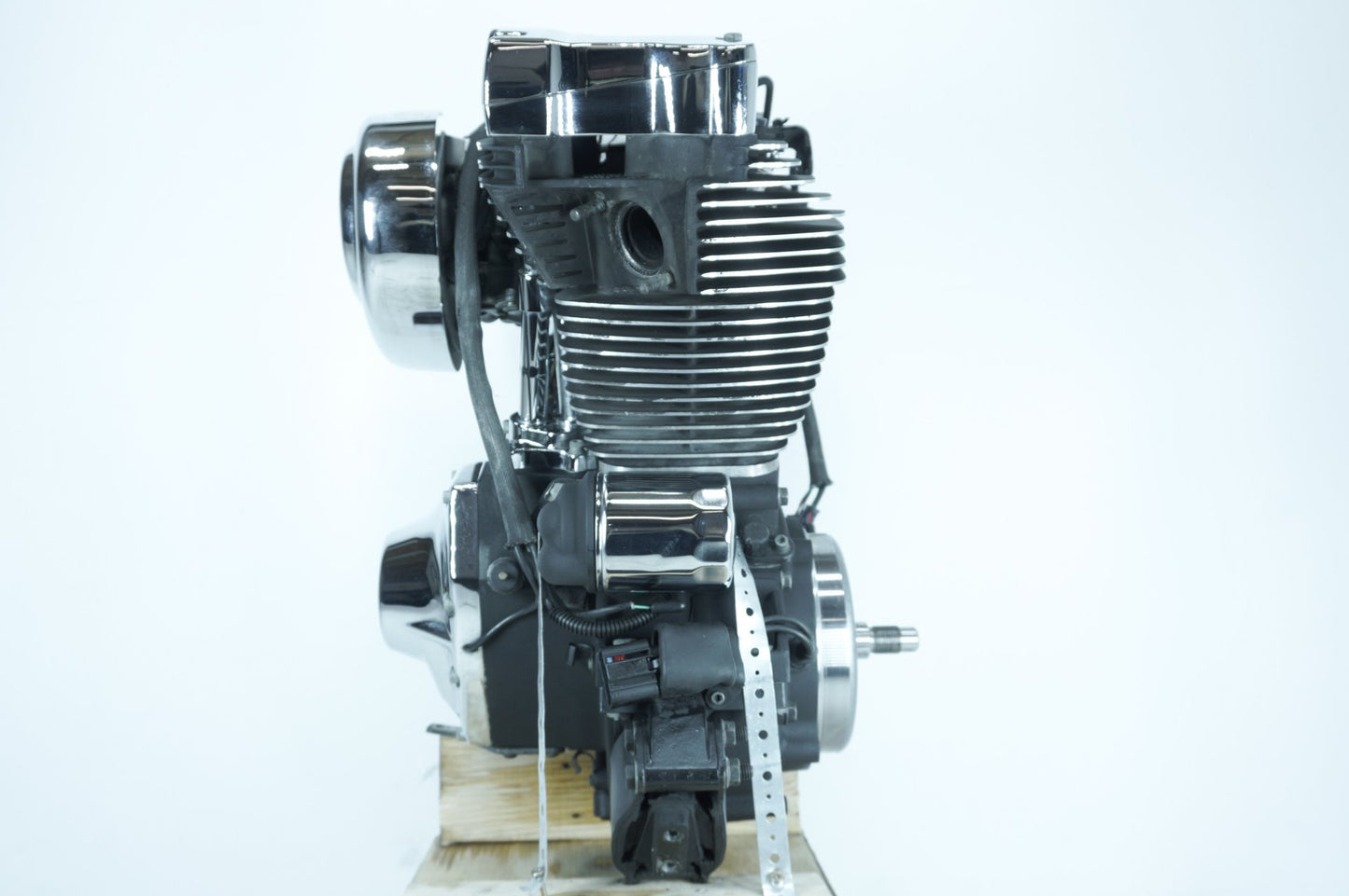 1999 - 2006 Harley-Davidson Dyna Wide Glide CARB Twin Cam 88 Engine Motor  	16165-00