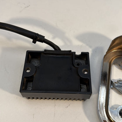 1986 - 2003 Harley-Davidson Sportster Hugger 883 Voltage Regulator Rectifier   	74523-94A