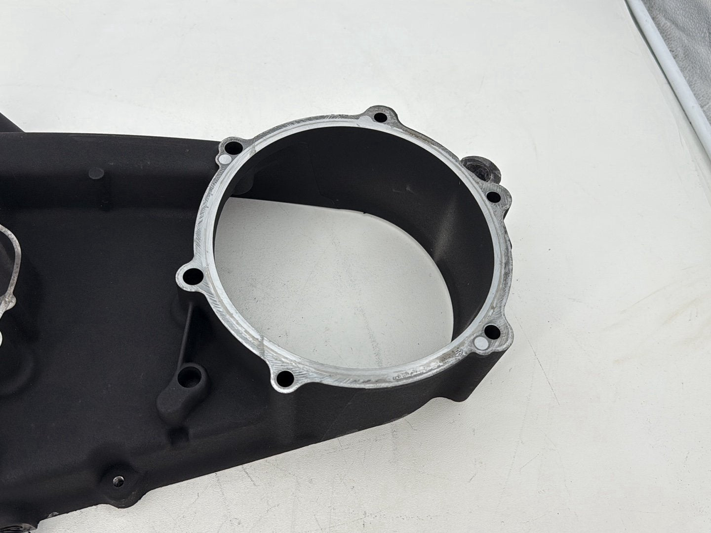 2011 Harley Electra Glide Ultra FLHTK OEM Inner Primary Clutch Cover