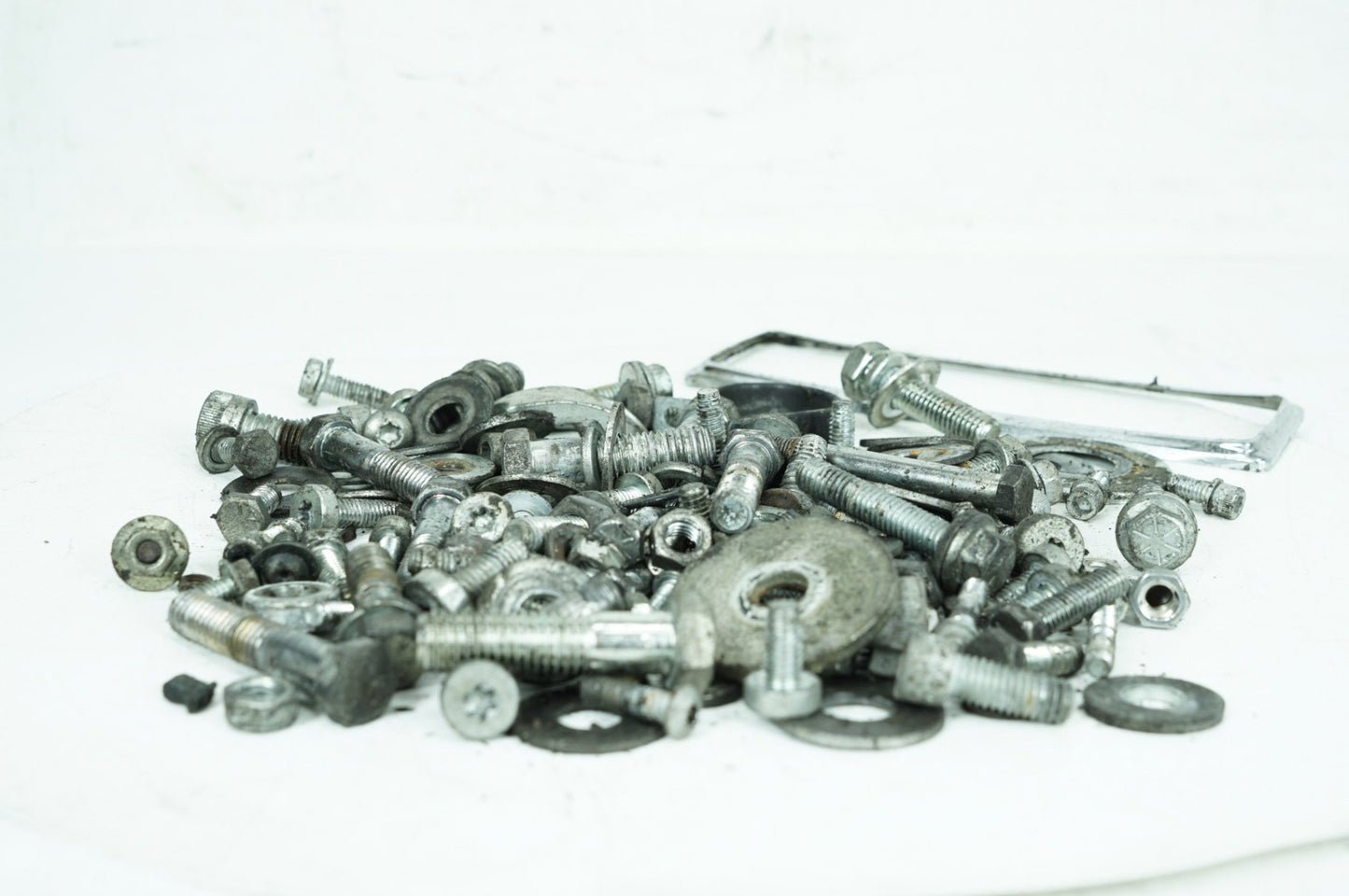 1999 - 2006 Harley-Davidson Touring Electra Glide Classic Hardware Bolts Nuts & Brackets