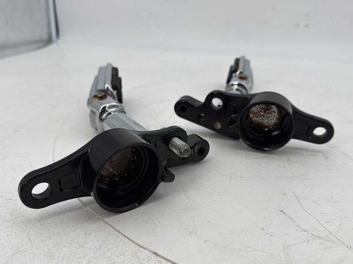 2008 Harley Touring Electra Glide Ultra OEM Passenger Left & Right Foot Pegs