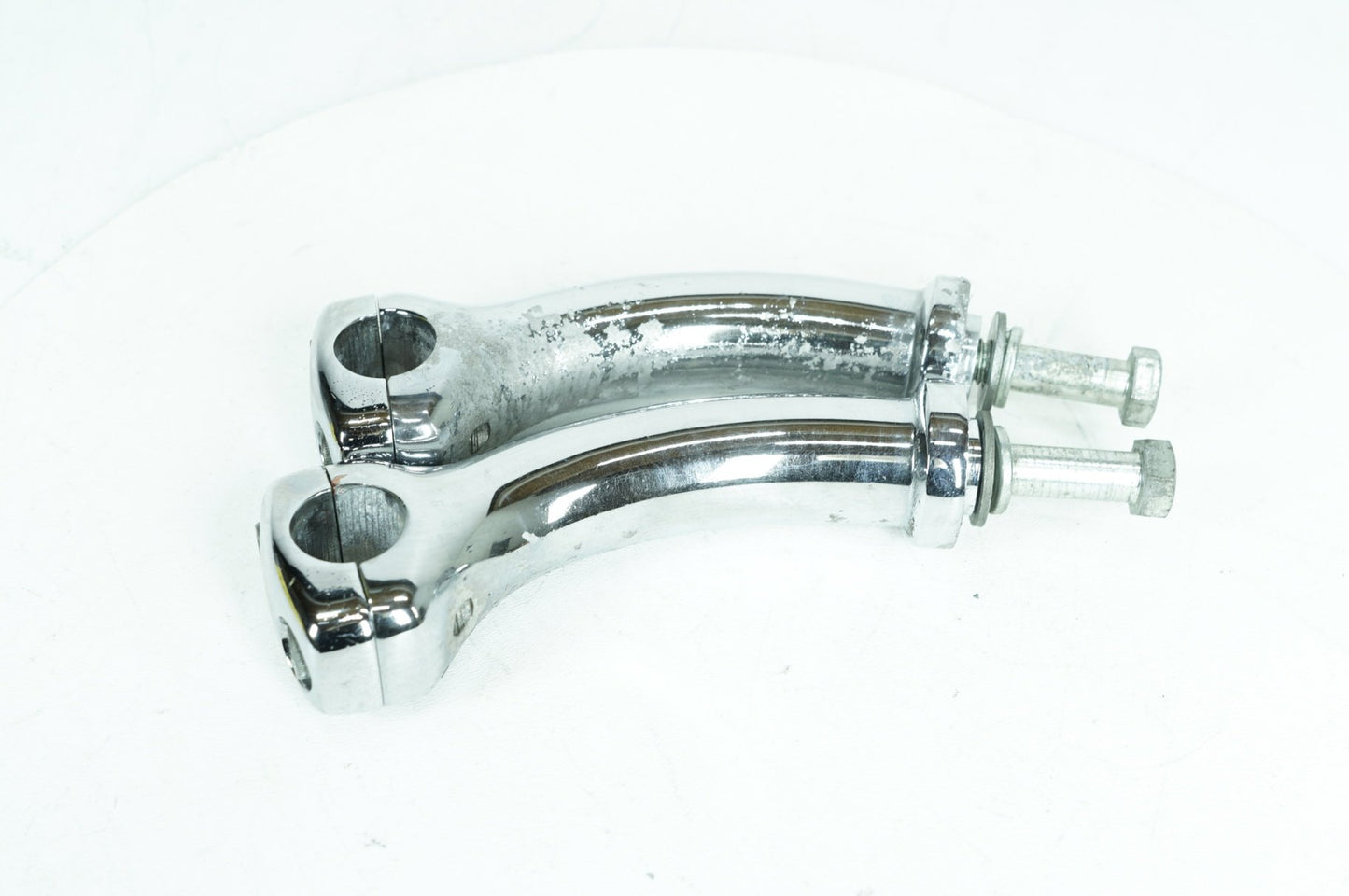 1999 - 2006 Harley-Davidson Softail Deuce Front Handlebar Risers Riser 56135-00A