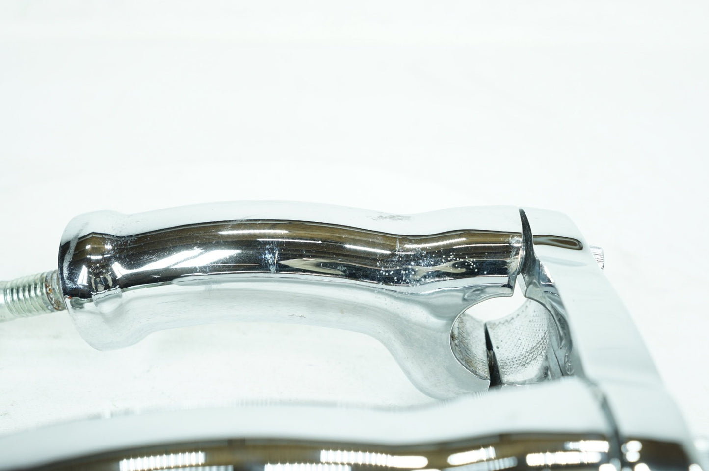 2007 - 2012 Harley-Davidson Softail Deluxe Front Handlebar Riser Top Clamp 55902-05