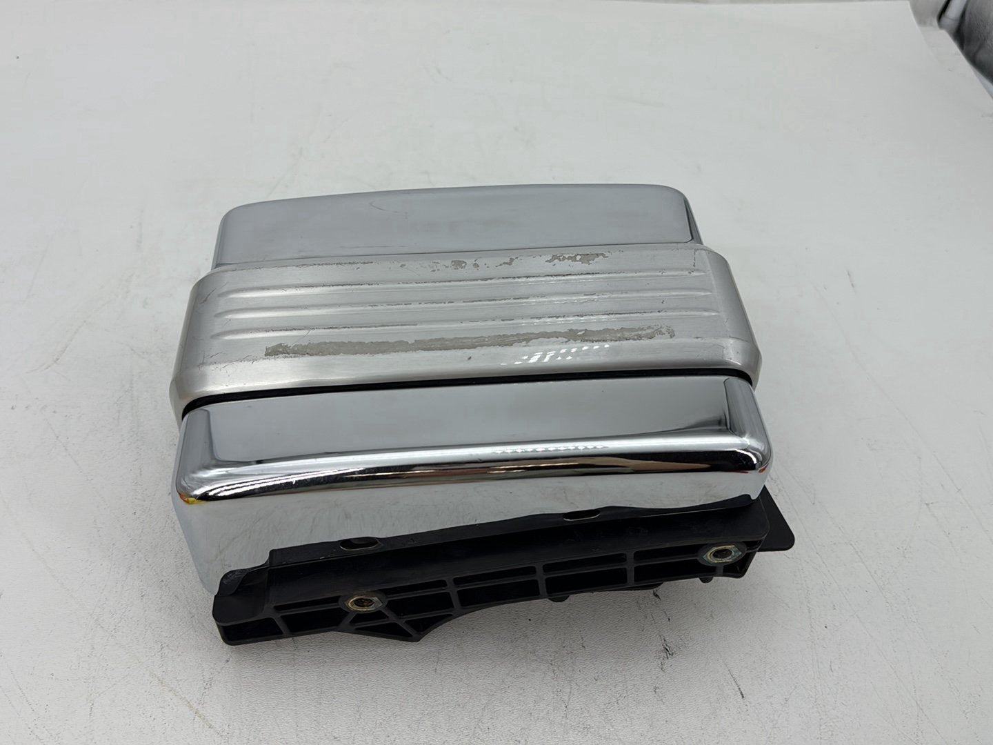 2006 Harley Dyna FXDWGI Wide Glide OEM Lower Battery Tray Stay Box Cover Panel
