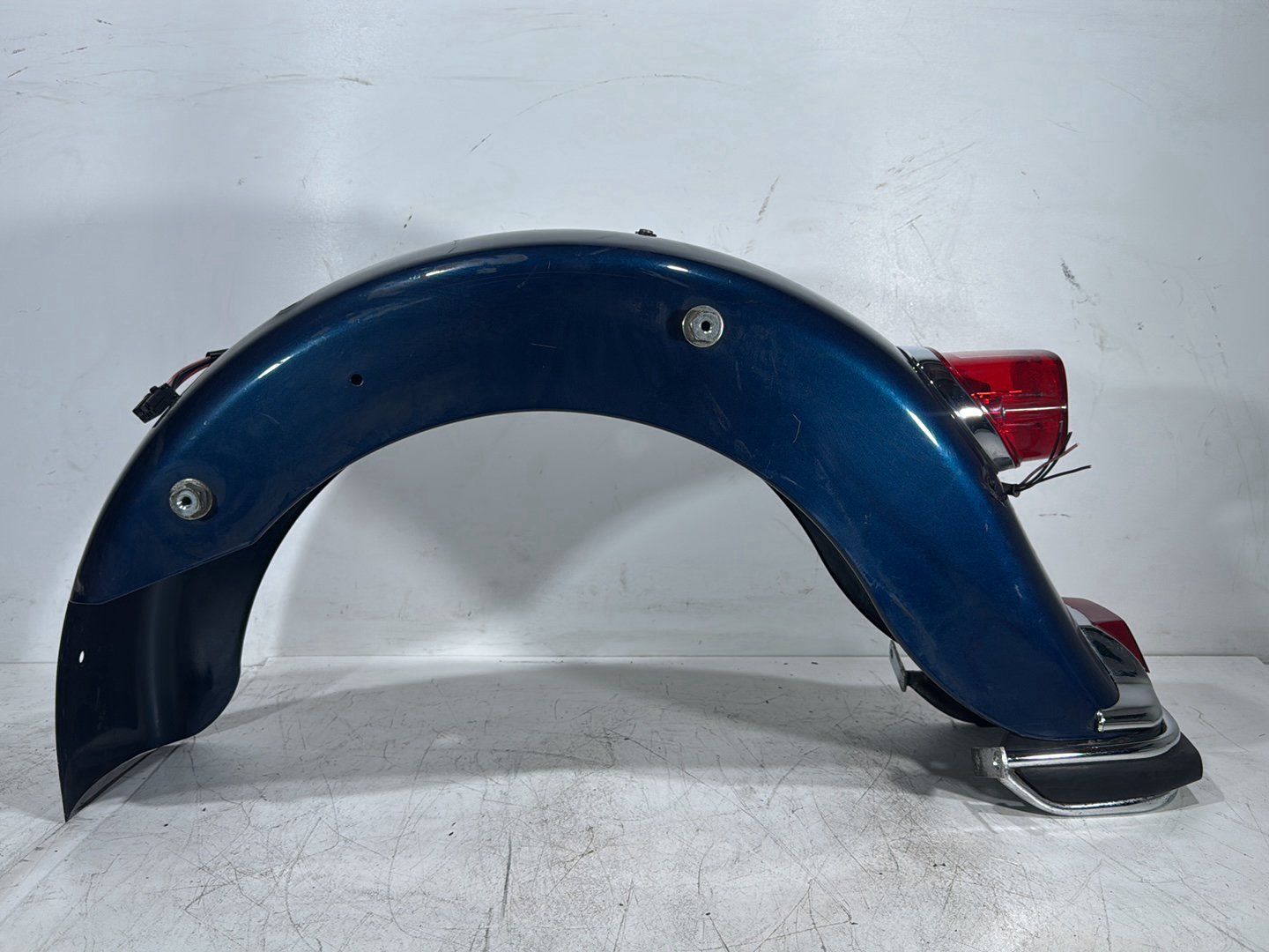 1998 Harley Touring FLHTCUI Electra Glide Ultra OEM Rear Wheel Fender Taillight Brake Lamp