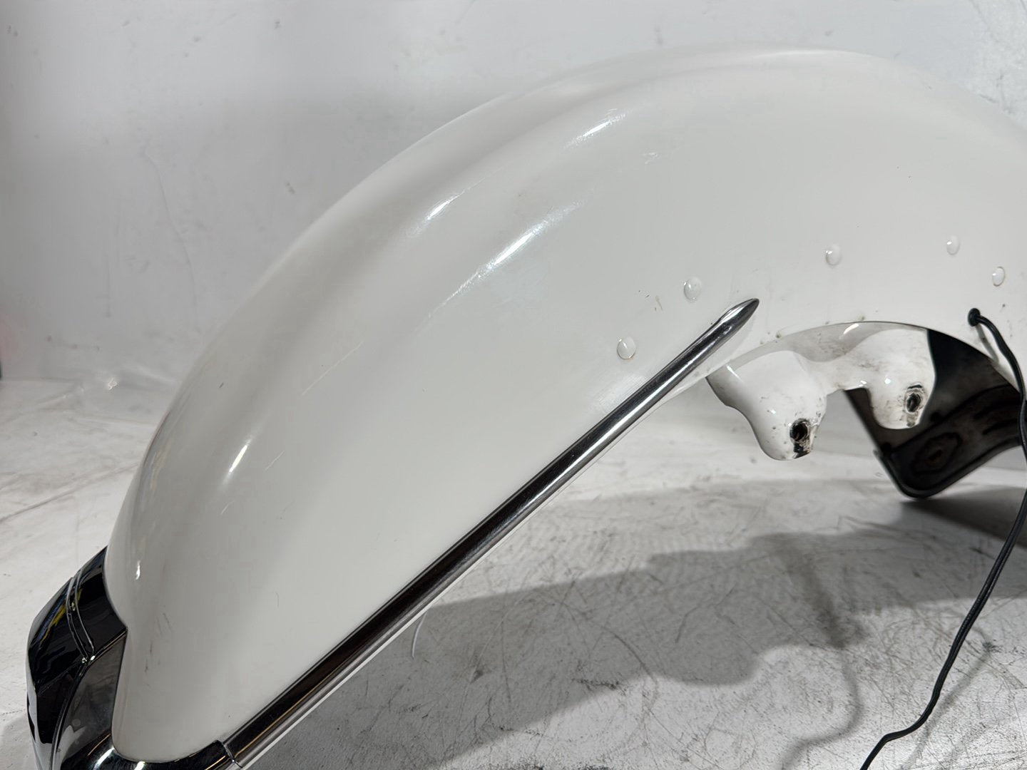 1996 Harley Road King Touring Police FLHPI OEM Front Wheel Fender Shell Panel