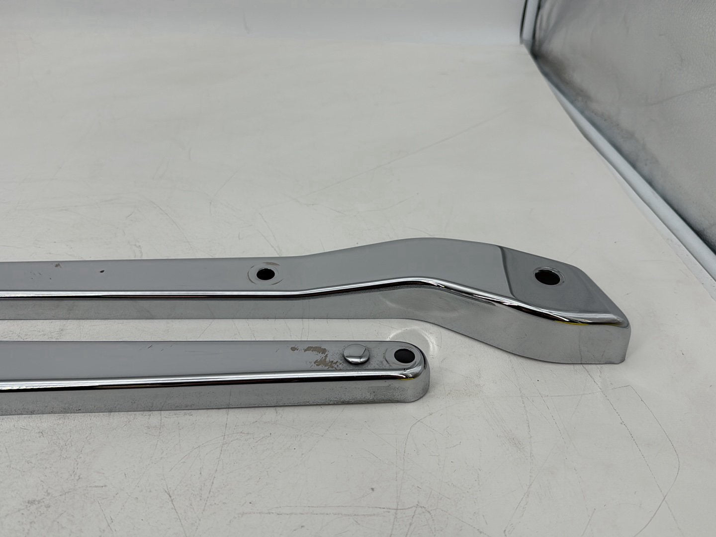 1999 - 2006 Harley-Davidson Dyna Super Glide Rear Left Right Fender Struts Bracket  	59138-96