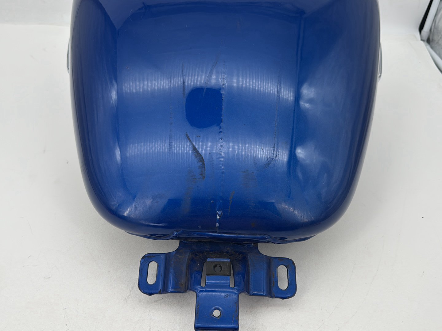 2007 - 2016 Harley-Davidson Touring Electra Glide Ultra Fuel Gas Tank Gasoline Reservoir 61356-08