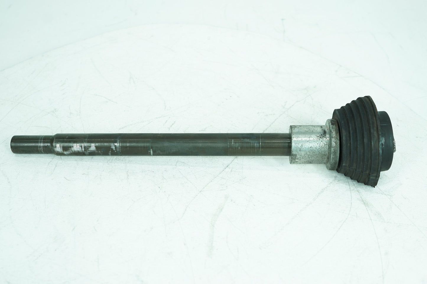 2007 - 2012 Harley-Davidson Touring Electra Glide Ultra Engine Mount Pivot Bolt Shaft 42859-06B