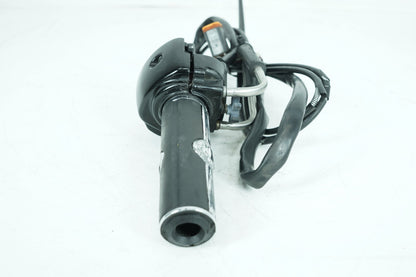 1999 - 2006 Harley-Davidson Softail Standard Right Engine Start Kill Switches Controls 71589-96B