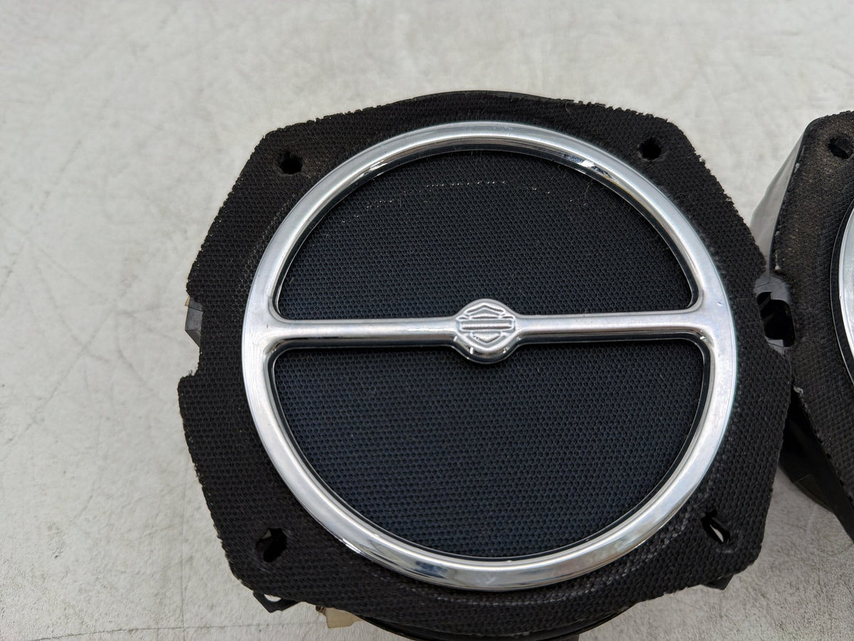 2004 Harley Electra Glide Touring Ultra OEM Left Right Sound Audio Speakers