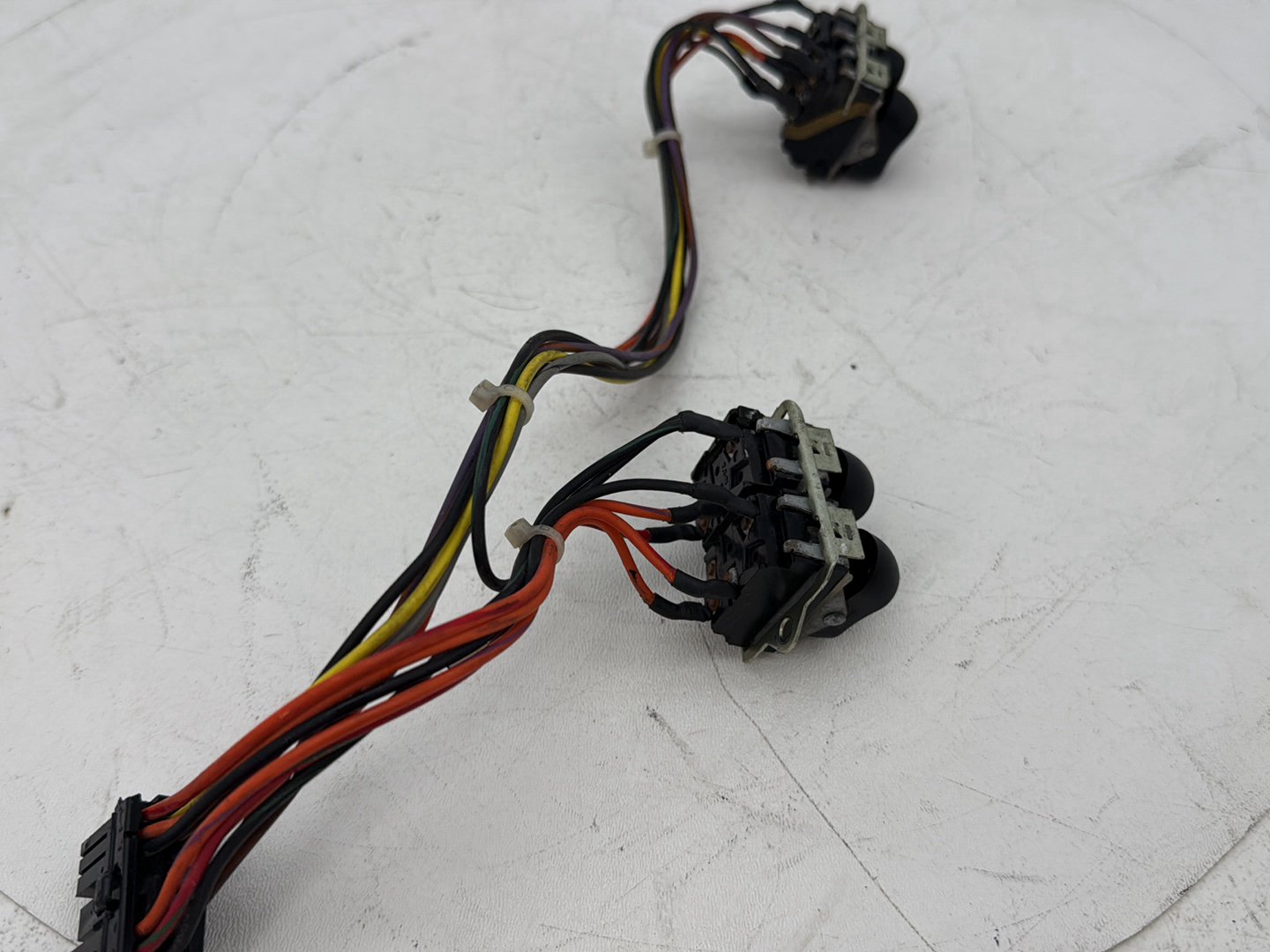 2007 - 2012 Harley-Davidson Touring Electra Glide Ultra  Inner Fairing Wire Wiring Harness Switch 	73162-96BK