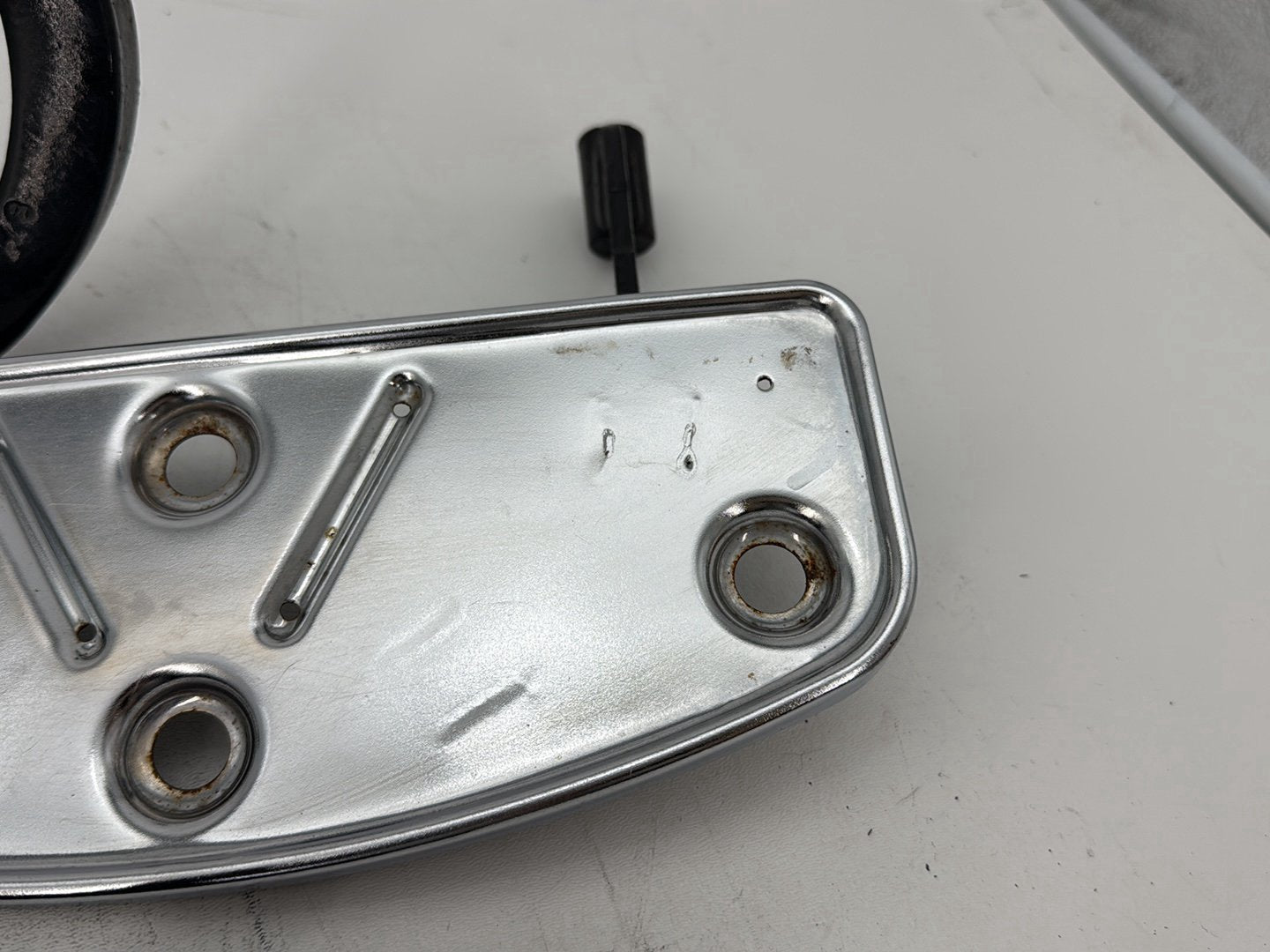 2003 Harley Electra Glide Touring Ultra FLHTCUI OEM Left Right Driver & Pass Floorboard Foot Rest