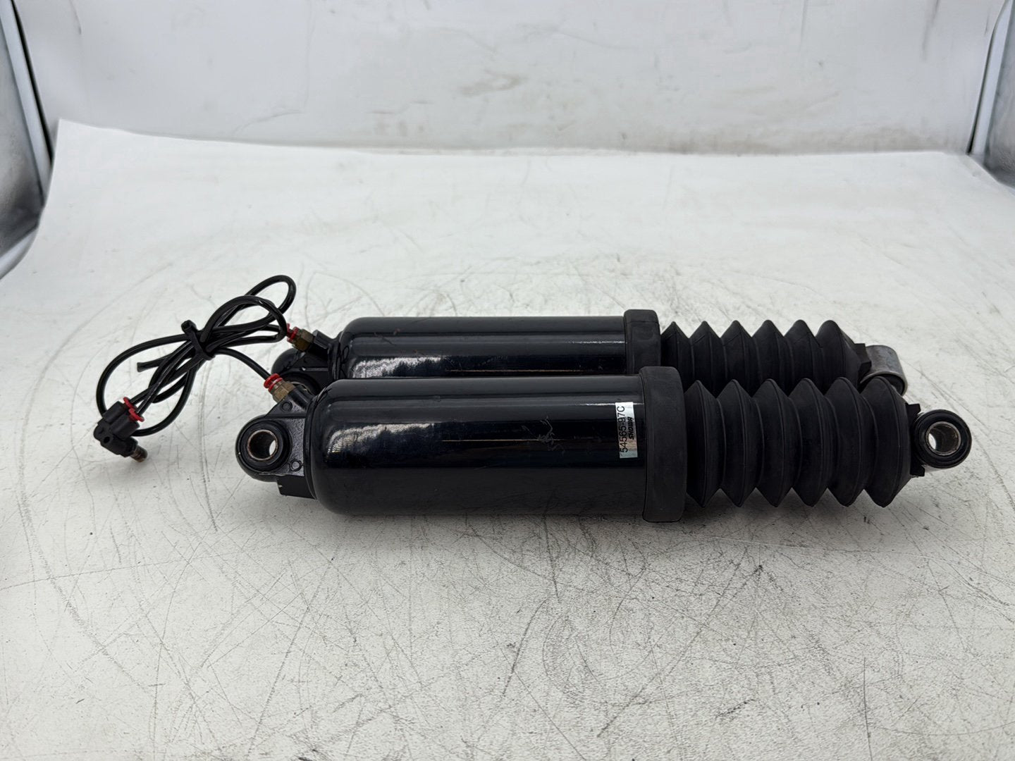 2007 Harley Electra Glide Touring OEM Rear Left Right Shock Absorbers 13"