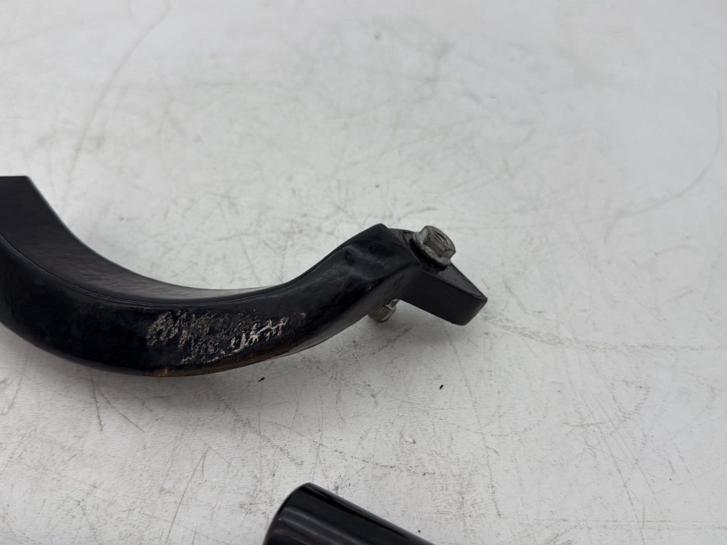 2005 Harley Touring FLHRCI Road King Classic OEM Left 1 Footboard Mount Bracket