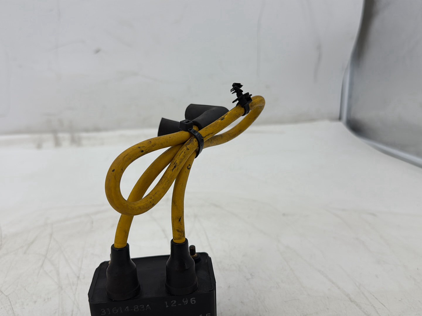 1997 Harley Softail FLSTC Heritage Classic OEM Ignition Coil Spark Plugs Cable