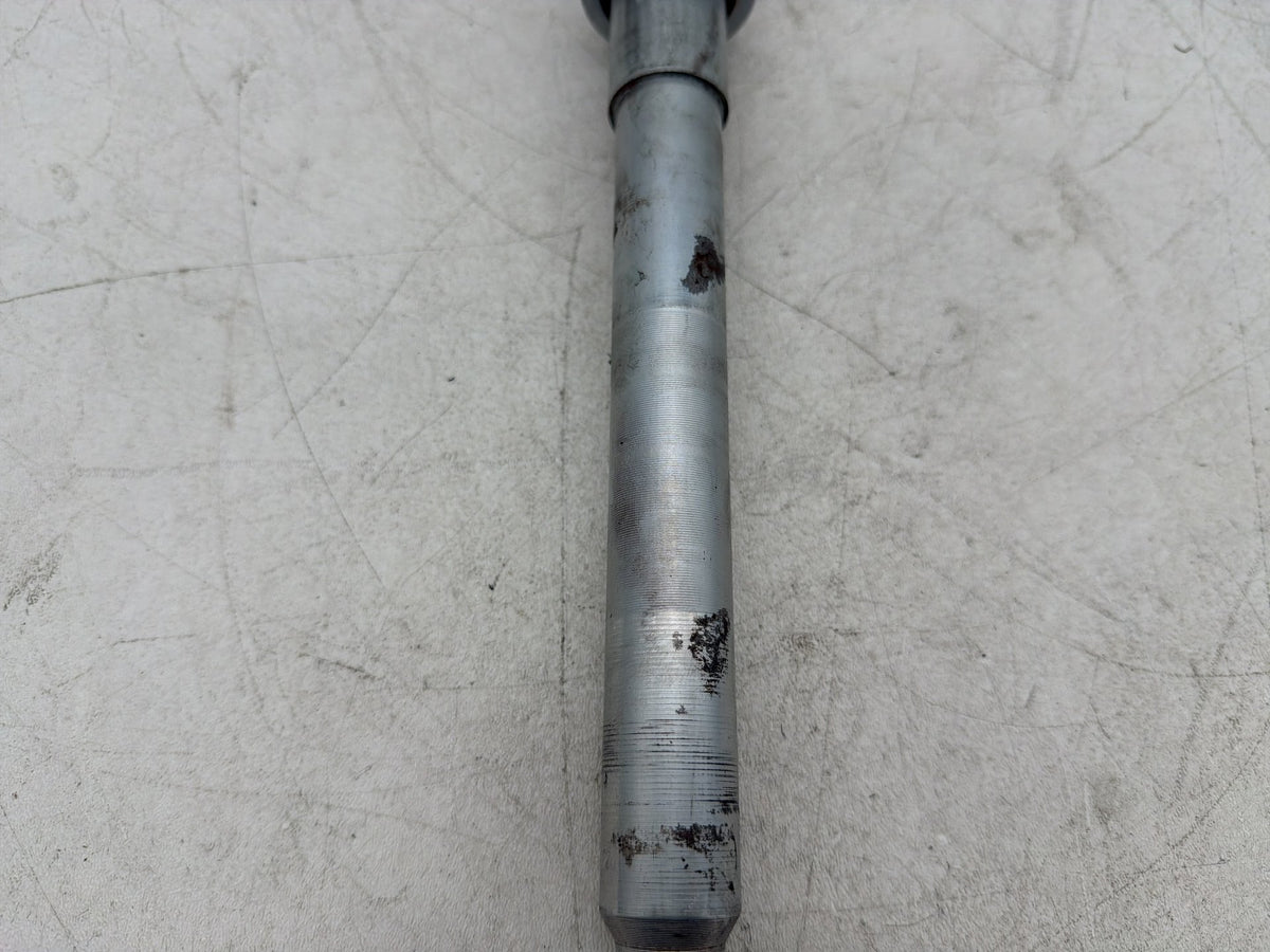 2017 Harley Dyna Street Bob FXDB OEM Front Wheel Axle Bolt Shaft 41628-08