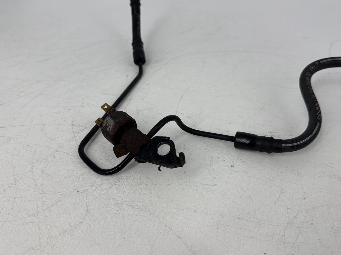 2005 Harley Sportster XL883C 883 Custom OEM Rear Brake Hose Line Pipe