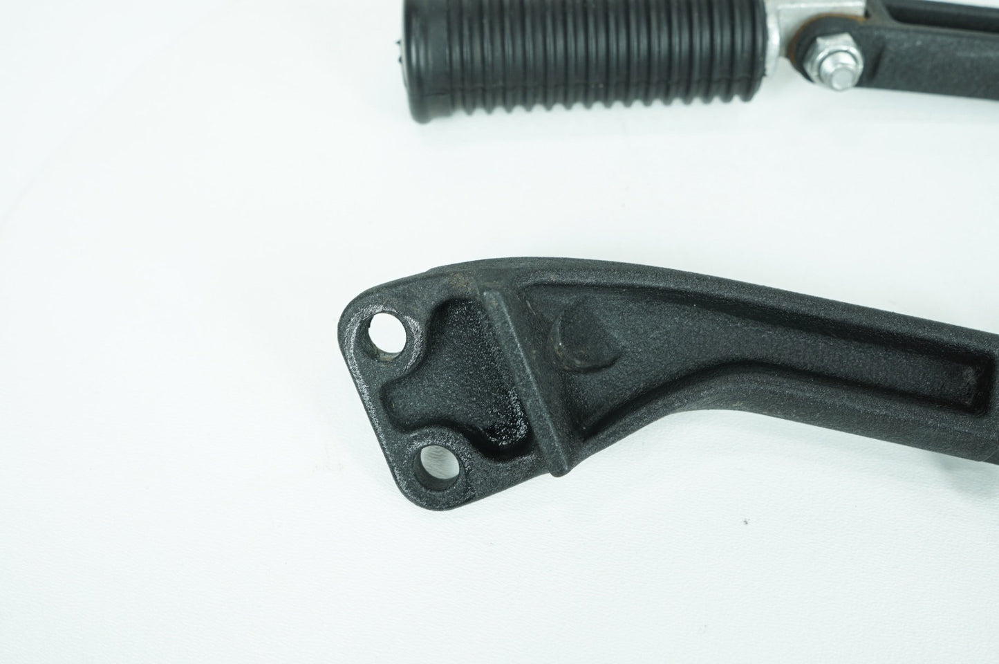 2007 - 2017 Harley-Davidson Dyna Super Glide Custom Passenger Left & Right Foot Pegs 49224-06A