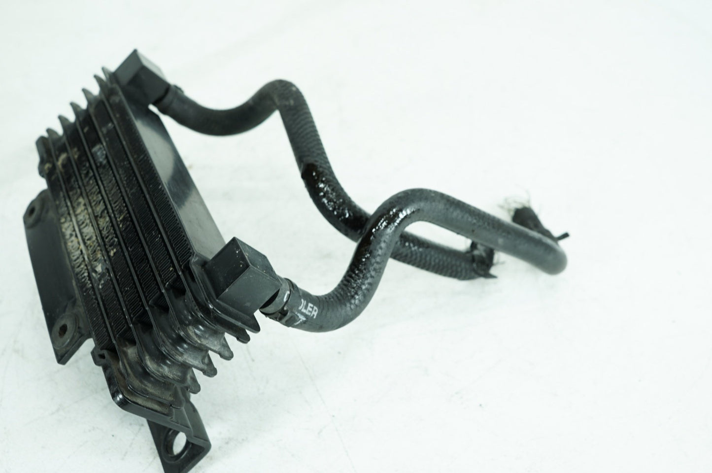 2008 - 2016 Harley-Davidson Touring Electra Glide Ultra Oil Cooling Cooler Core Radiator 63083-11