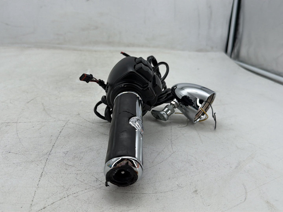 2014 Harley Dyna Low Rider Left Turn Signal Headlight Switches Controls SKULL