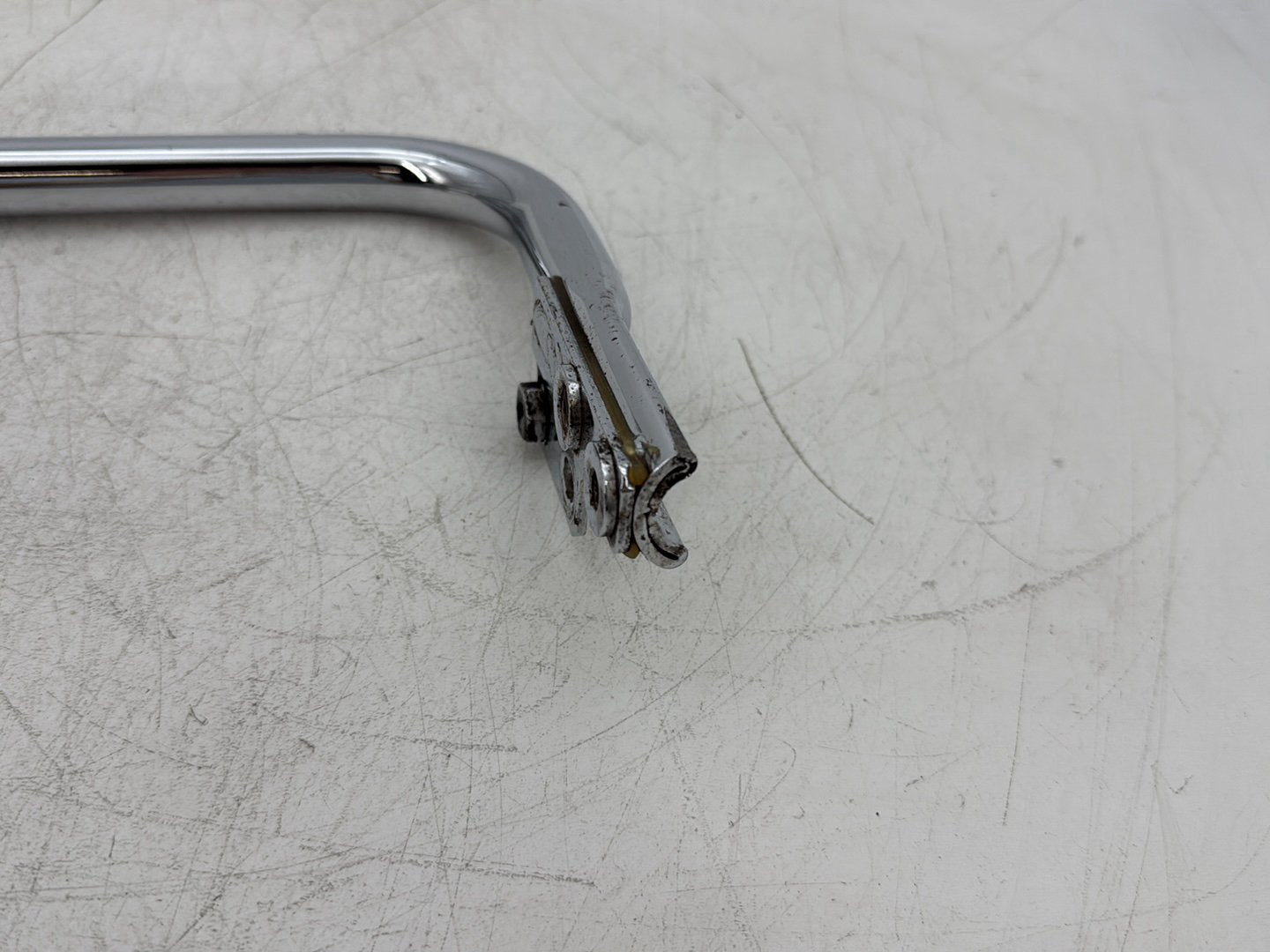 2006 Harley Electra Glide Touring Classic FLHTCI OEM Rear License Plate Support Bar Holder