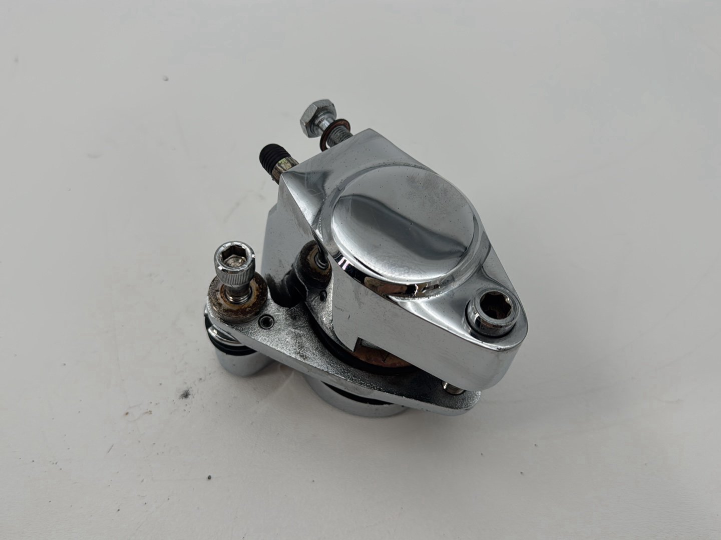 1999 - 2006 Harley-Davidson Dyna Low Rider Front Left 1 Brake Caliper CHROME