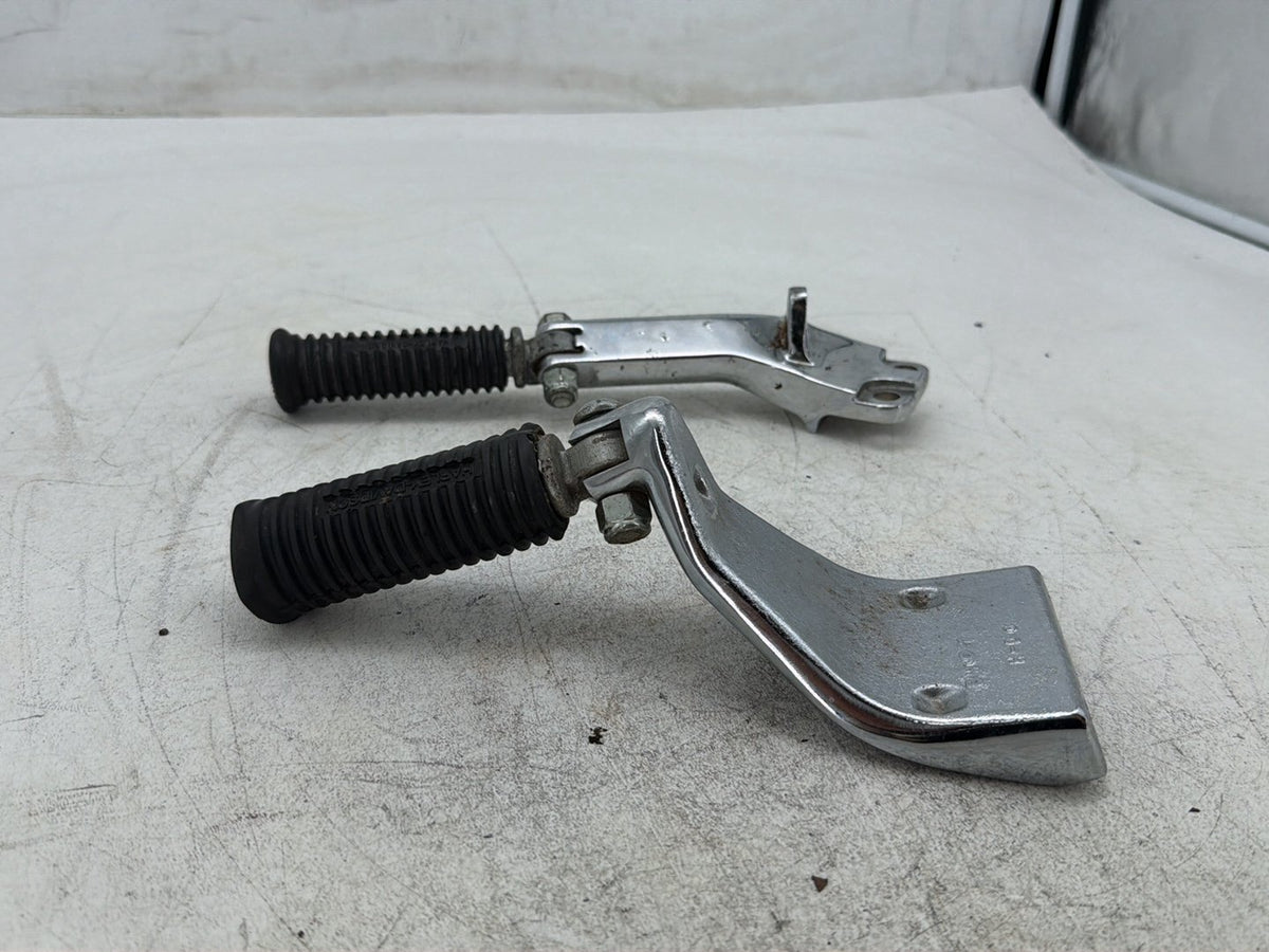 2006 Harley Dyna Super Glide FXDI OEM Left & Right Driver Step Foot Rest Pegs
