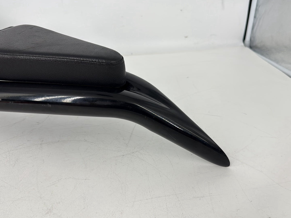 05 Harley Sportster XL883C 883 Custom OEM Rear Sissy Bar w/ Backrest Cushion Pad