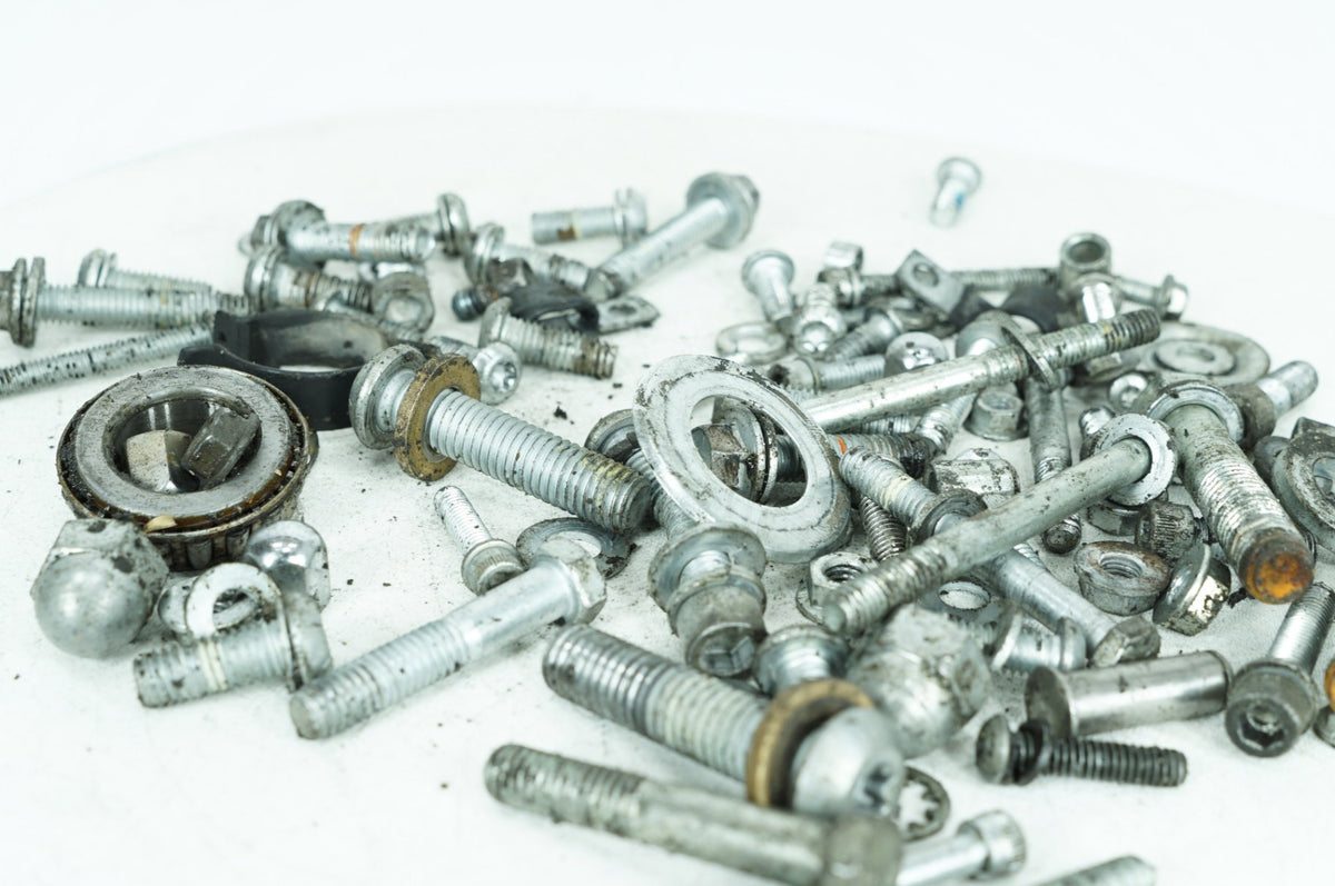 2015 Harley-Davidson Dyna FXDBP - Hardware Bolts Nuts & Brackets