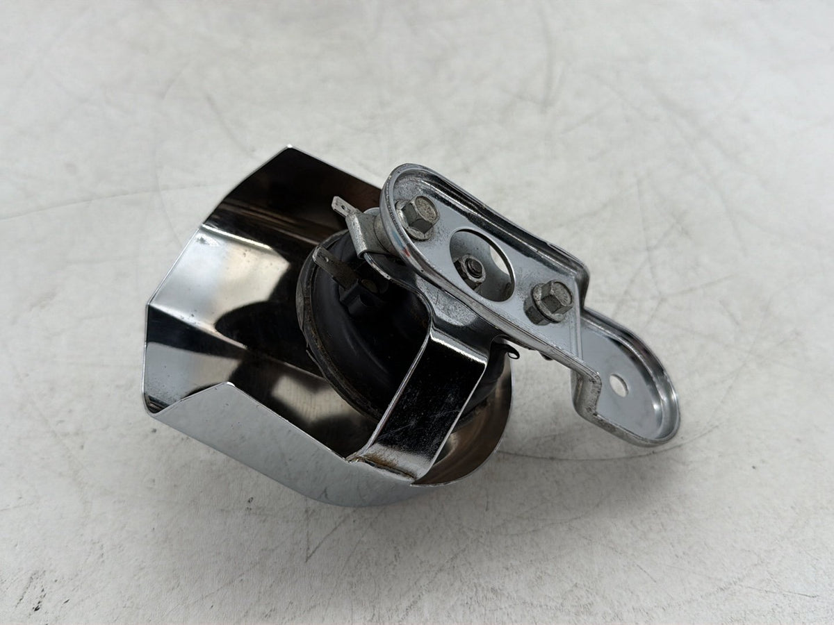 2013 Harley Electra Glide Touring CVO Eagle OEM Horn Signal Klaxon Chrome Cover