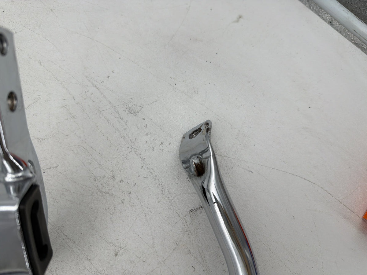 04 Harley Electra Glide CVO Eagle OEM Rear Left Right Saddlebag Guard Rails Bar