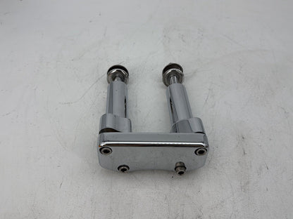 2006 Harley Dyna FXDWGI Wide Glide OEM Front Handlebar Riser Top Clamp Chrome