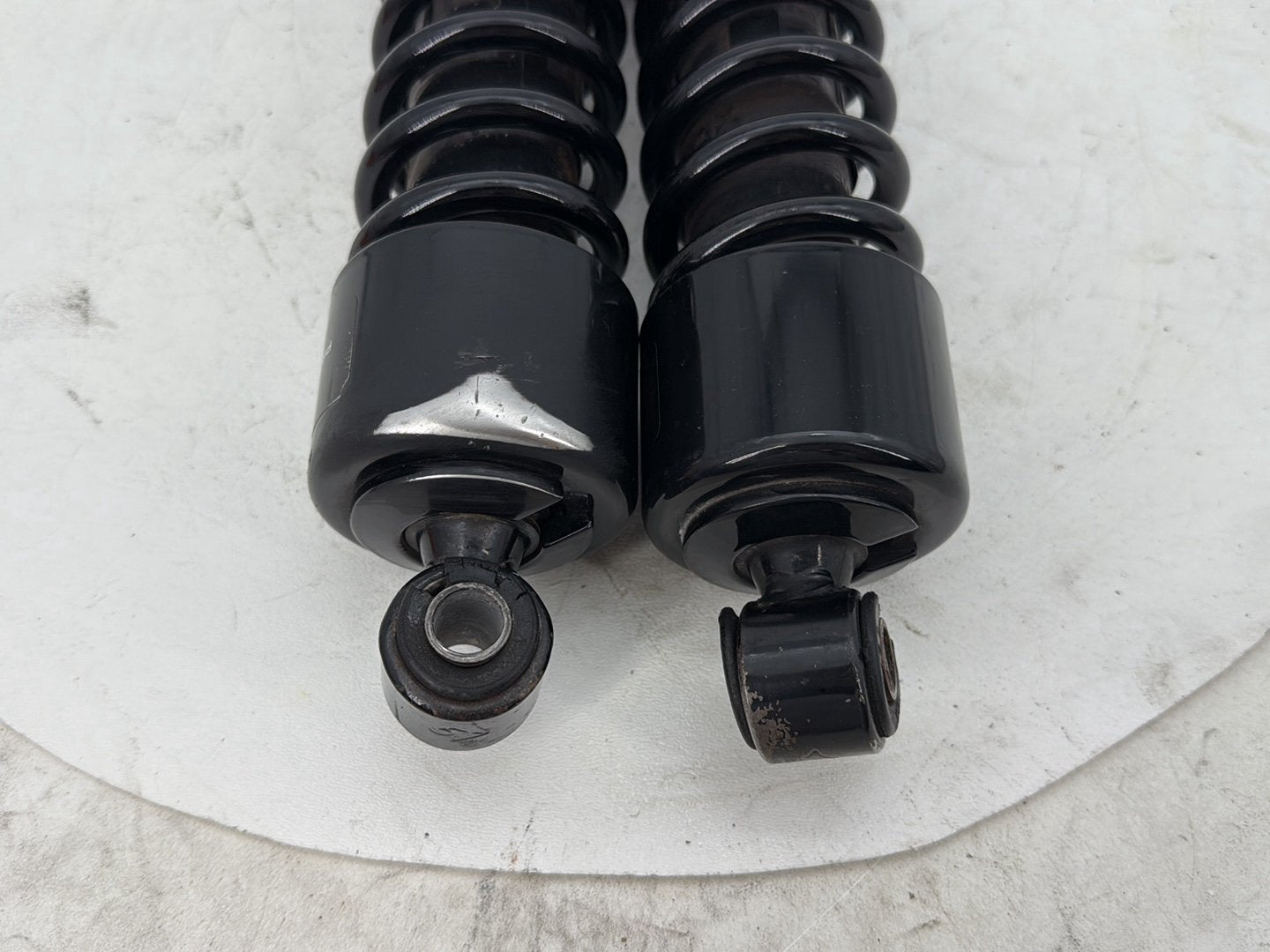 2006 Harley Dyna Super Glide Custom FXDCI OEM Rear Left Right Shock Absorbers