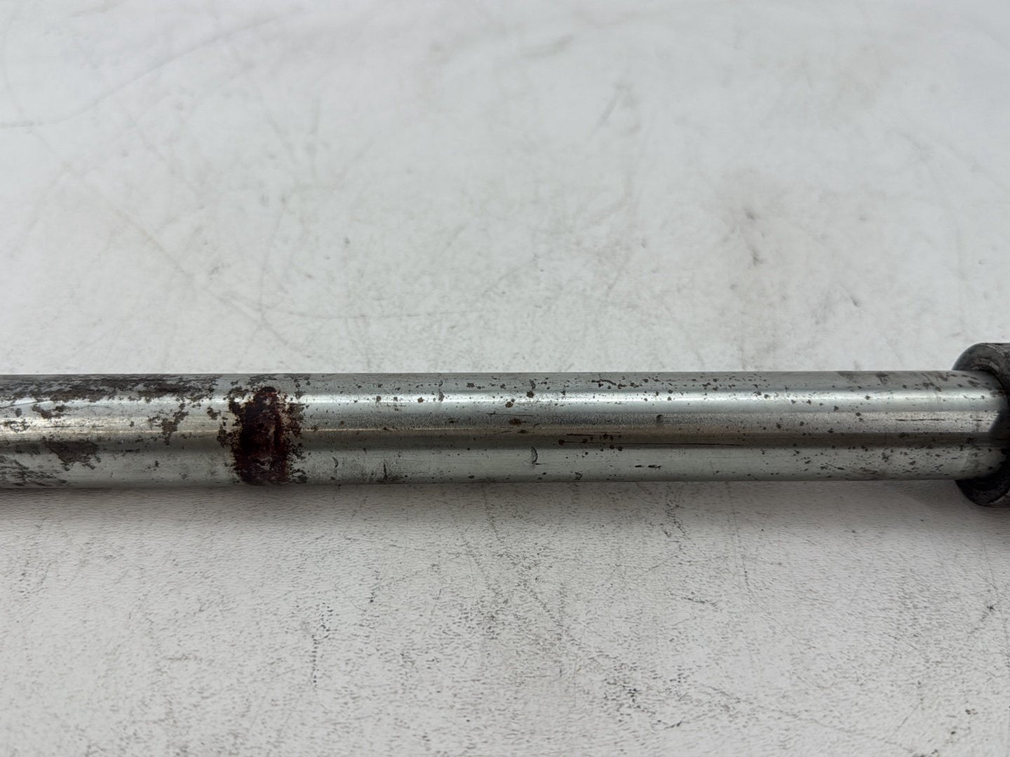 2006 Harley Dyna FXDWGI Wide Glide OEM Rear Wheel Axle Bolt Shaft