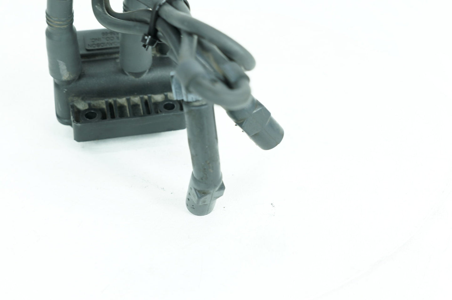1999 - 2006 Harley-Davidson Touring Electra Glide Ultra Ignition Coil Spark Plugs Cable 31639-99